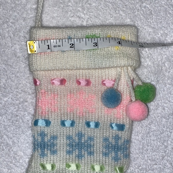 Vintage baby pastel snowflake ribbon Pom Pom  knit stocking - Picture 3 of 5
